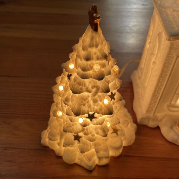 White Porcelain Lighted Church Gold Trim Christmas Carolers Tree 6 pc Set - Picture 13 of 13